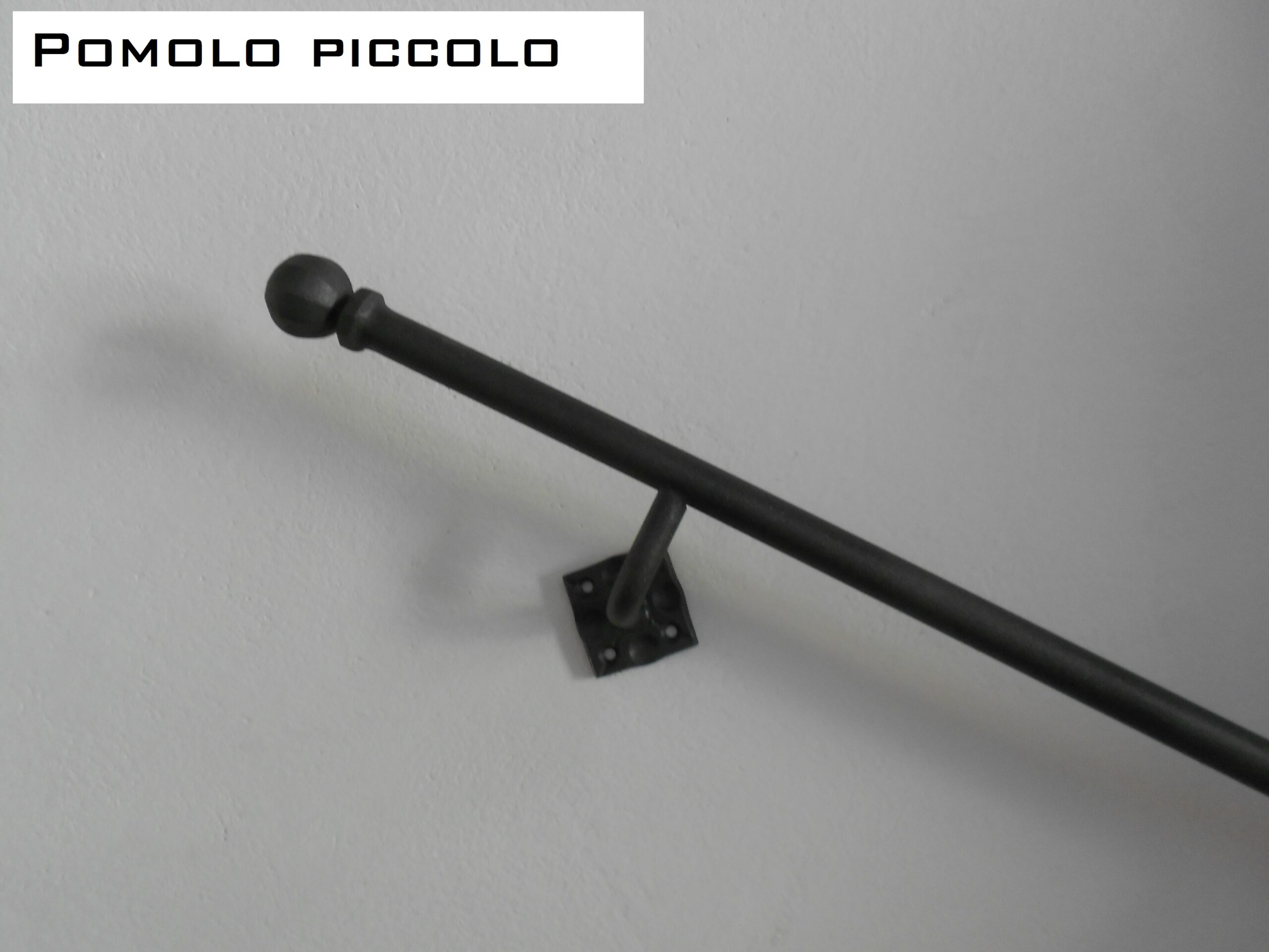 Corrimano con "Pomolo" sezione tubolare mm. 20